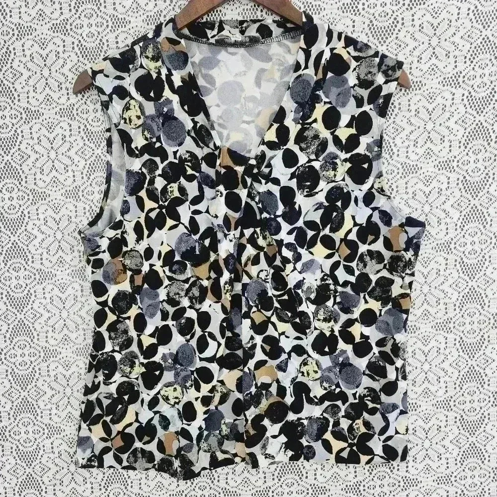 Jones Studio Polka printed twisted front tank top L
